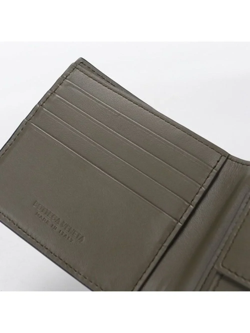 Bottega Veneta Intrecciato Bifold Wallet Leather